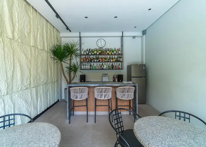 Tropicana 3* Manille